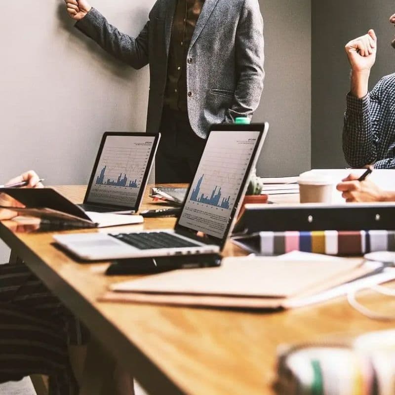 Maßgeschneiderter Wortschatz und reale Szenarien